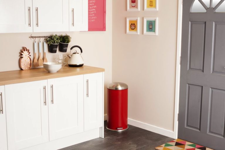 Neue Küche? Nein, neue Farbe! - Rustoleum Spray Paint